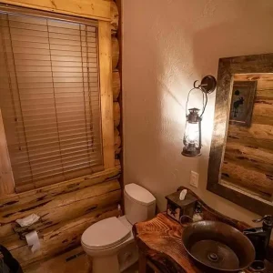 Bathroom in The Atlantis Lodge