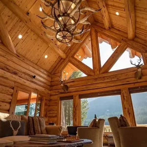Vaulted Ceiling in The Atlantis Lodge